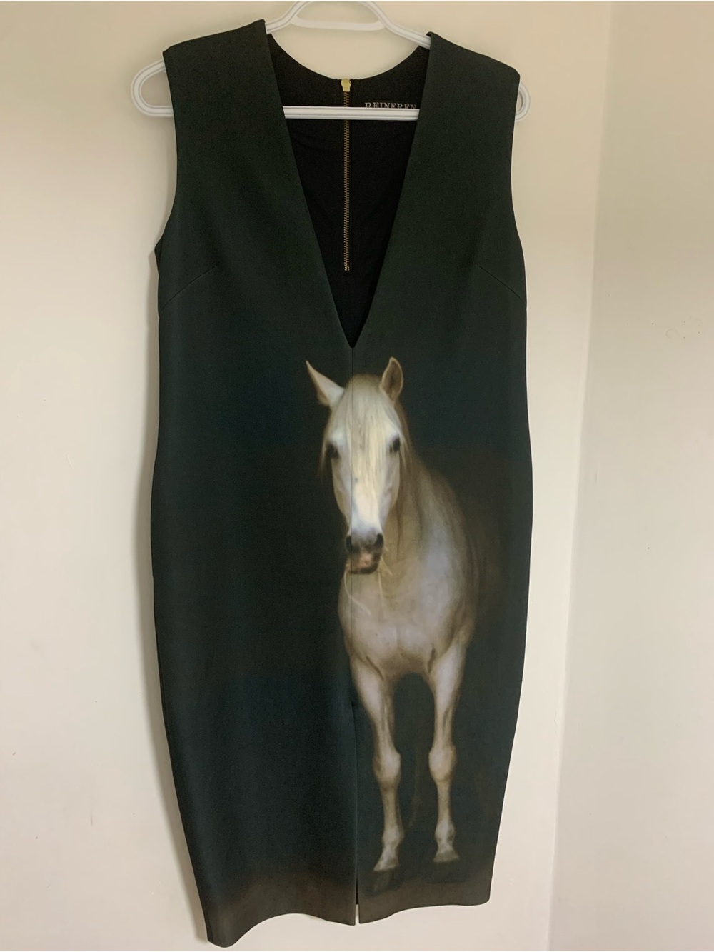 Reinrenn Black Dress with White Horse Graphic